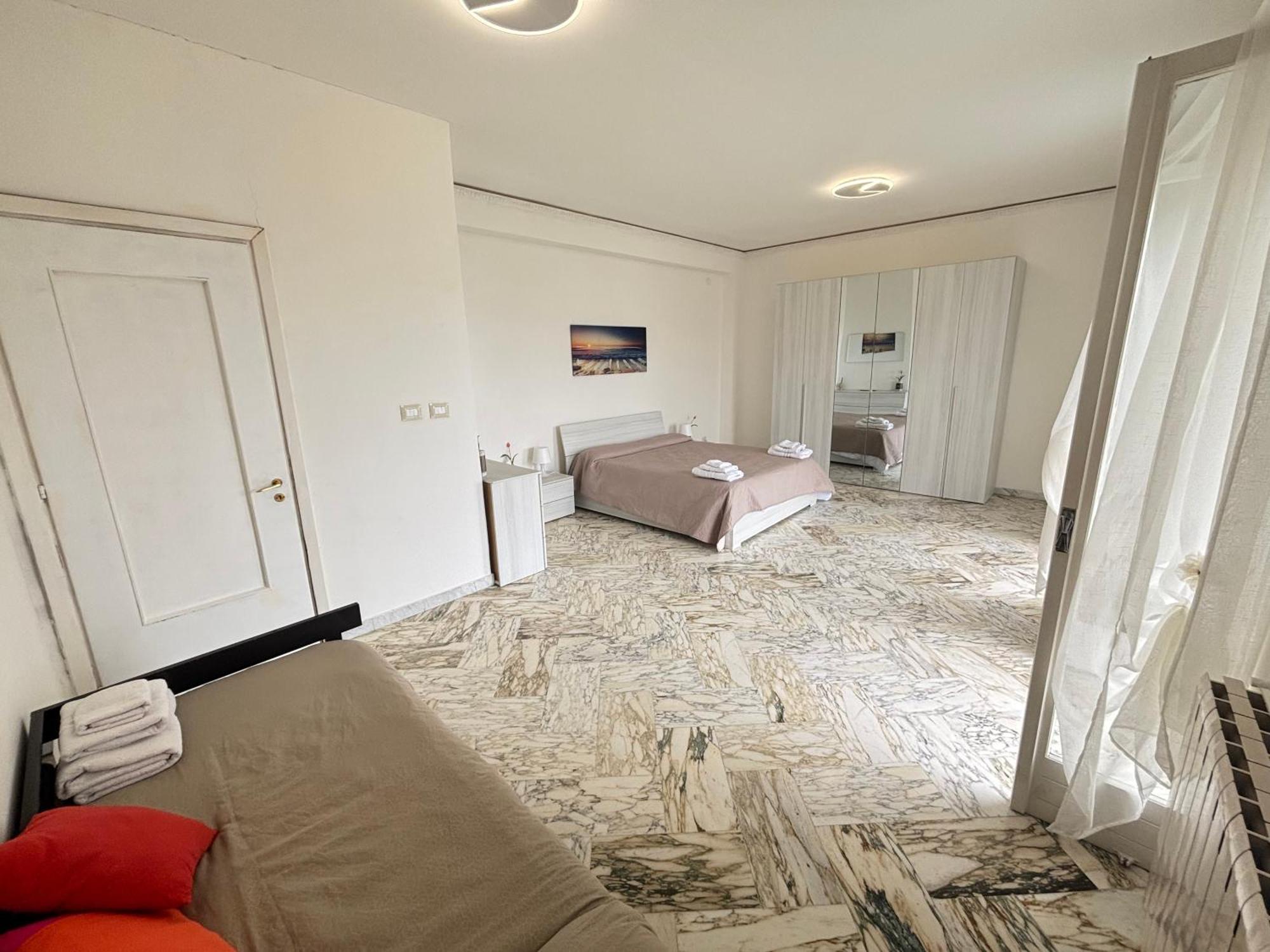 Casa Vacanze Argo 1 Сиракузы Экстерьер фото